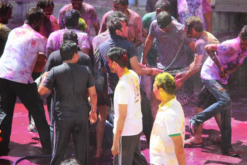 Colours of Life - Holi at IIMU!