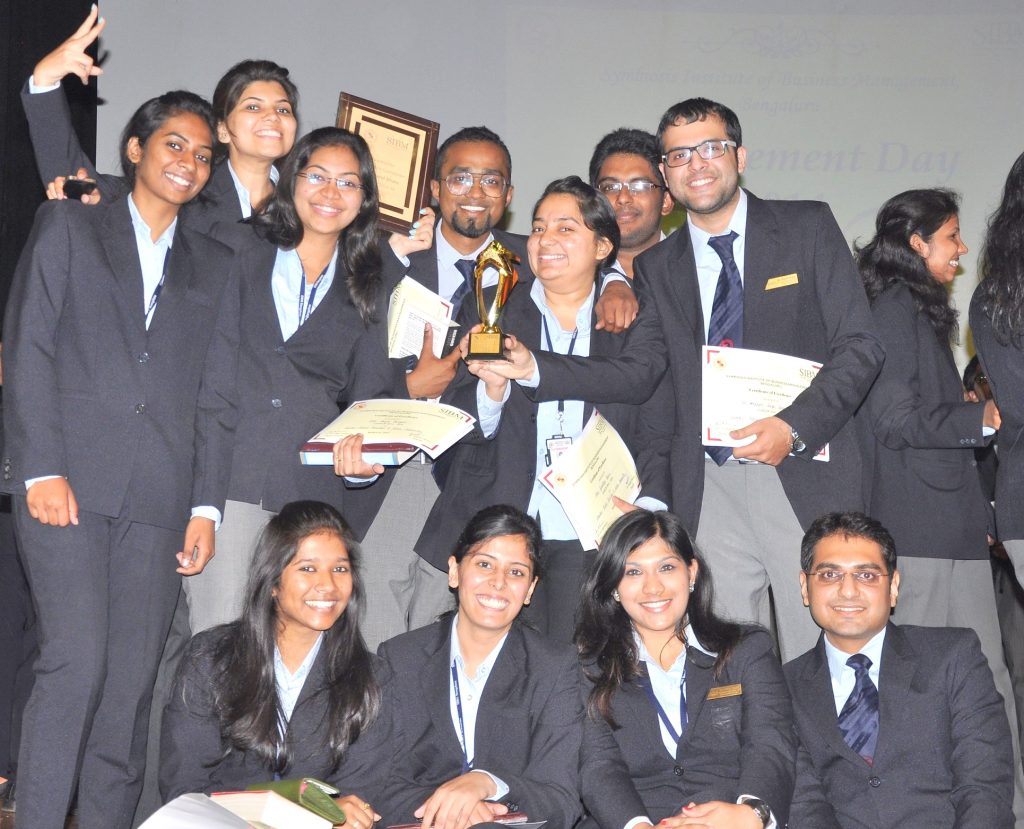 AirAsia CEO, Mr. Mittu Chandliya, graces Management Day'14 at SIBM Bengaluru