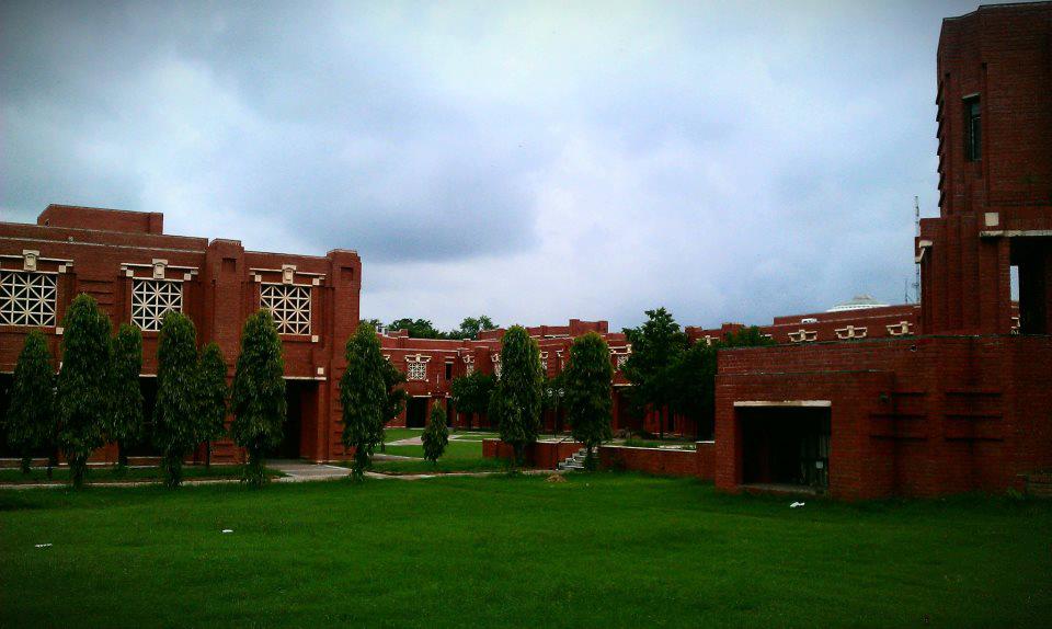IIM Lucknow: India's most beautiful business school, 34th world wide