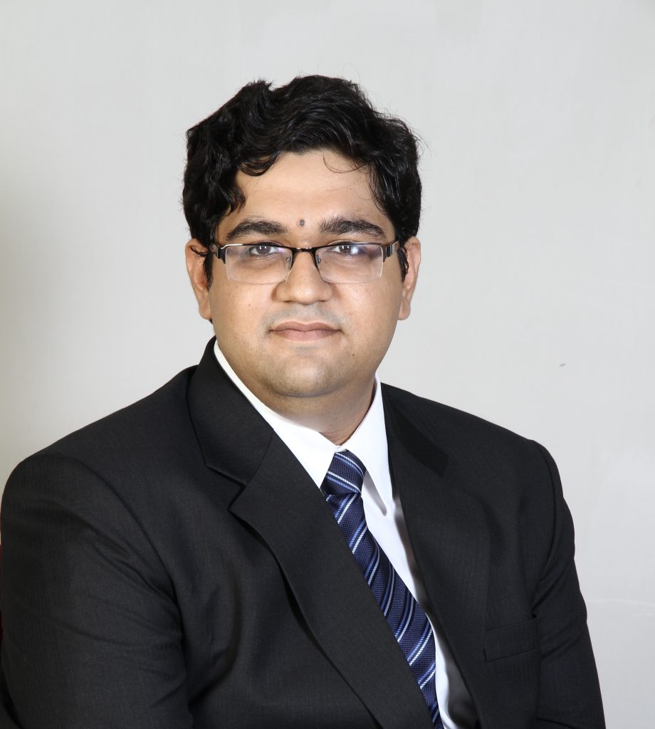 A consultant, a topper, core member of Manfest-Varchasva with a TAS PPO who writes blogs- Impressive Indeed!- Prashant Nagpal