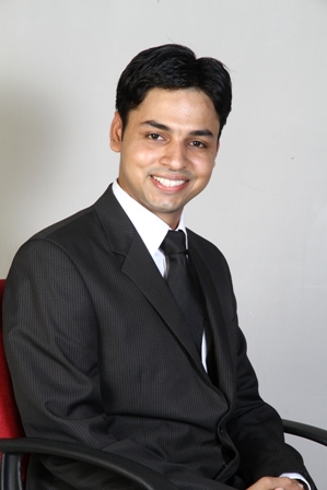 'Having been a bright student historically, I wanted to do well here too' - Naveen Bansal - 1st year MBA Topper at IIM Lucknow