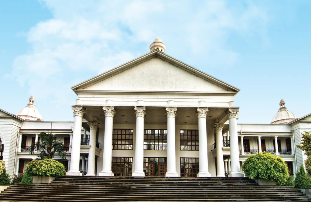 Final Placements - Class of 2013 and Summer Placements - Class of 2015 :  Alliance School of Business