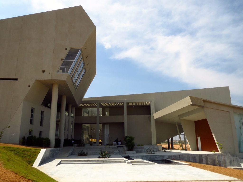 Which Business School To Apply In March?