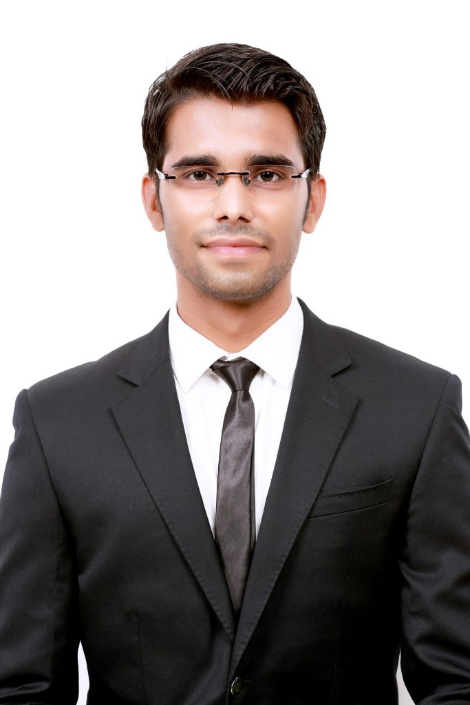 'With The New Change Introduced I Had To Work Equally Hard On All The Three Sections' - Kshitij Chandrakar CAT 2015 98.3%ile - IIM Raipur PGP 2016-18