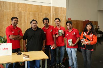 The organizing team SECC with Ashwin Sanghi