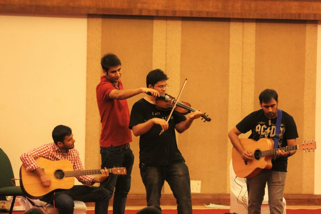 'For The First Time, I Performed Live With A Violinist' - Nikunj Laddha, SPJIMR Mumbai