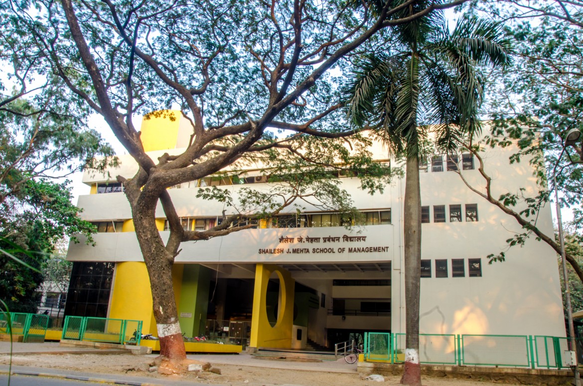 IIT Bombay's B-School SJMSOM Begins Class Of 2019 With 46 Per Cent