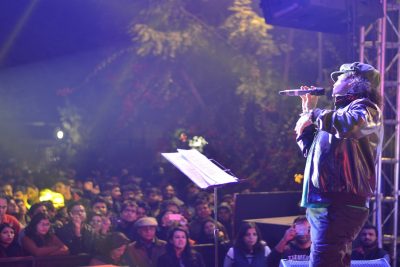 Mohit-Chauhan-performing-at-IIFT-Delhi-Copy1