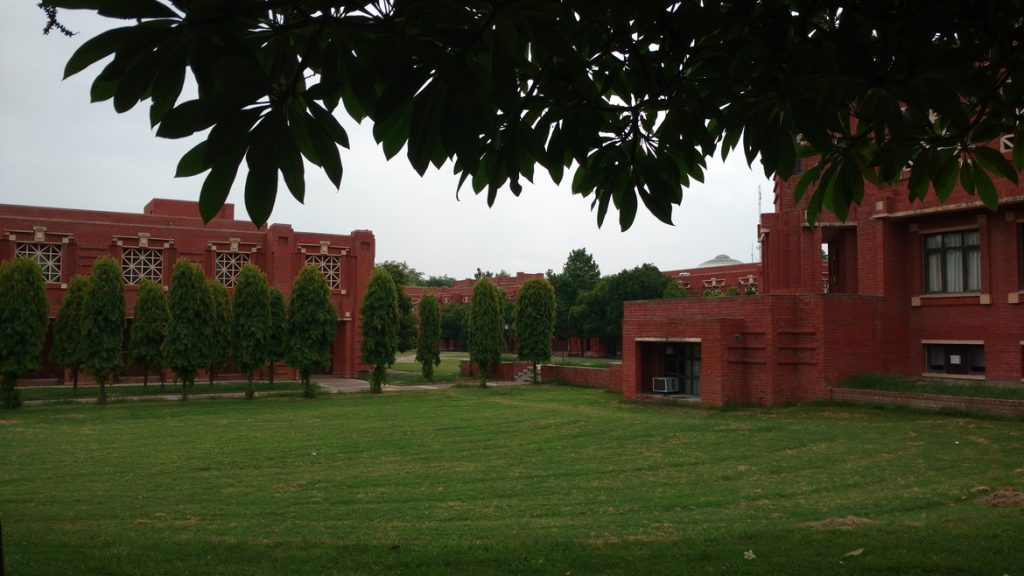 How To Choose The Right MBA Stream - A Comprehensive Guide