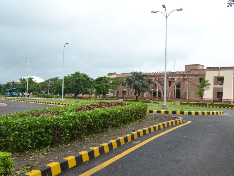 Unique Fishes In The Vast Ocean Of IIM Indore - 11 Reasons Why The Batch Size Of IIM Indore Should Not Scare You