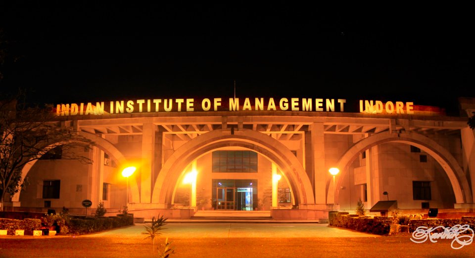 This Happened Inside The IIM Indore Classroom - InsideIIM