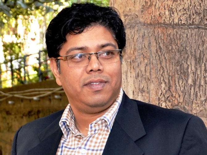 Prof Debapratim Of ICFAI Business School Awarded Again For Best Selling CASE Author
