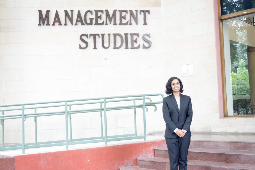 Roopal's Voyage De Découverte To DoMS IIT Roorkee