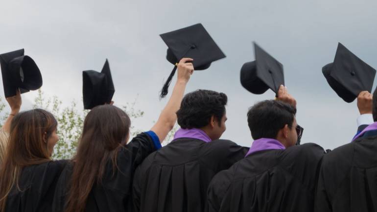 5 Questions To Answer Before Joining A B-School