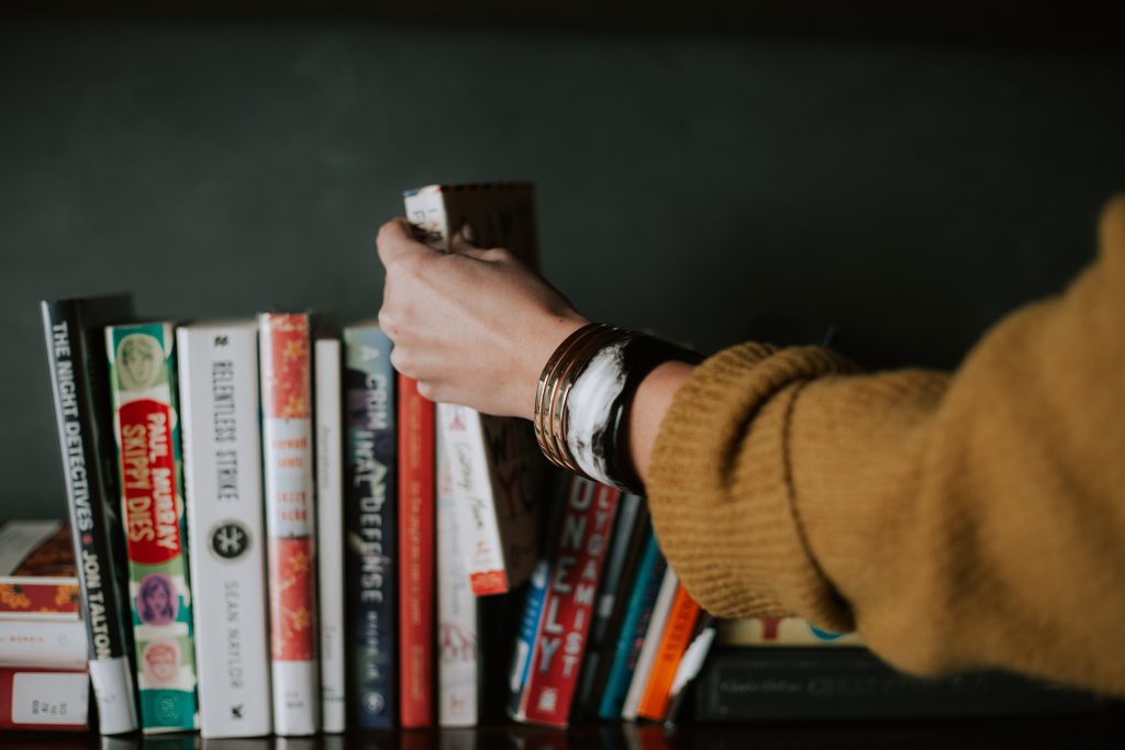 6 Books You Must Read If You're Interested In Pursuing An MBA