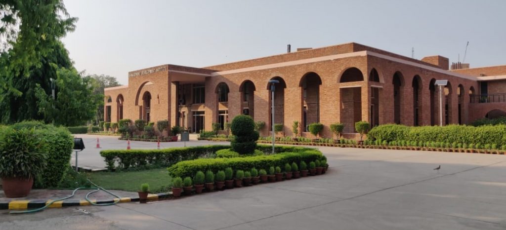 Why I associate myself with the Aditya Birla Group? - Shubhamoy Halder, MDI Gurgaon