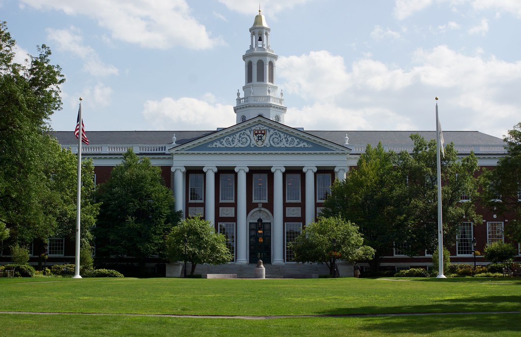 Harvard MBA Grads Earn 1.07 Cr Median Salary - HBS Placements Report ...