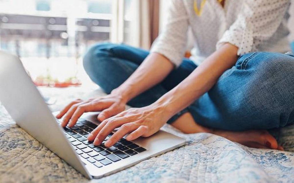 How A Virtual Internship Experience Can Benefit You