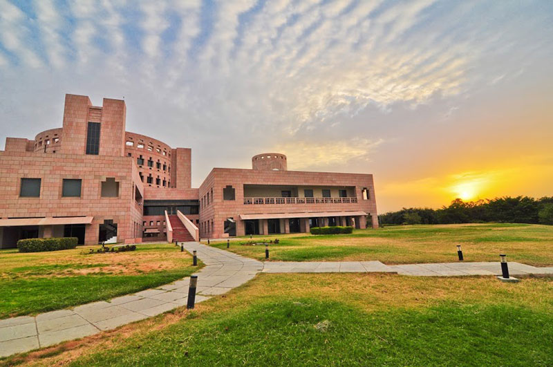 How I Made It To ISB | Vipul Soni, PwC DIAC, ISB Alum, Passed CFA Level 2