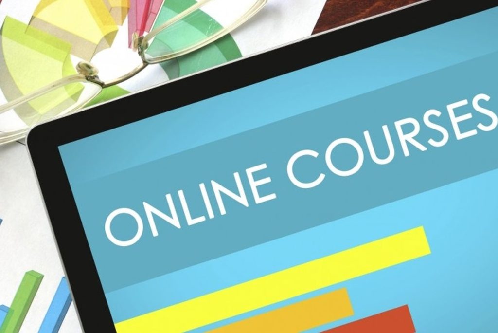 The Best Free Resources For Every Aspirant Joining A B-School In 2020 | Tips By An IIM Calcutta Student