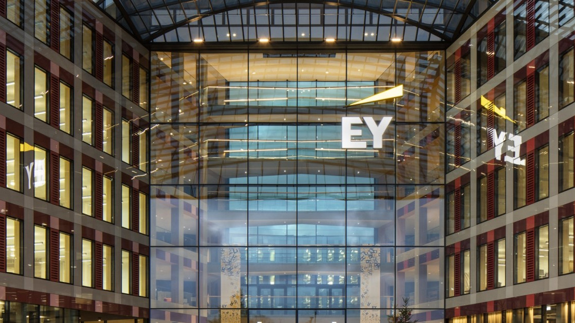 My Summer Internship Experience At Ernst & Young India | Swati Mehta