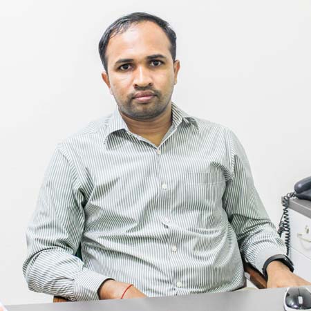 Meet The IIM Amritsar Prof. Whose "Energy Makes Even Online Classes Interesting"