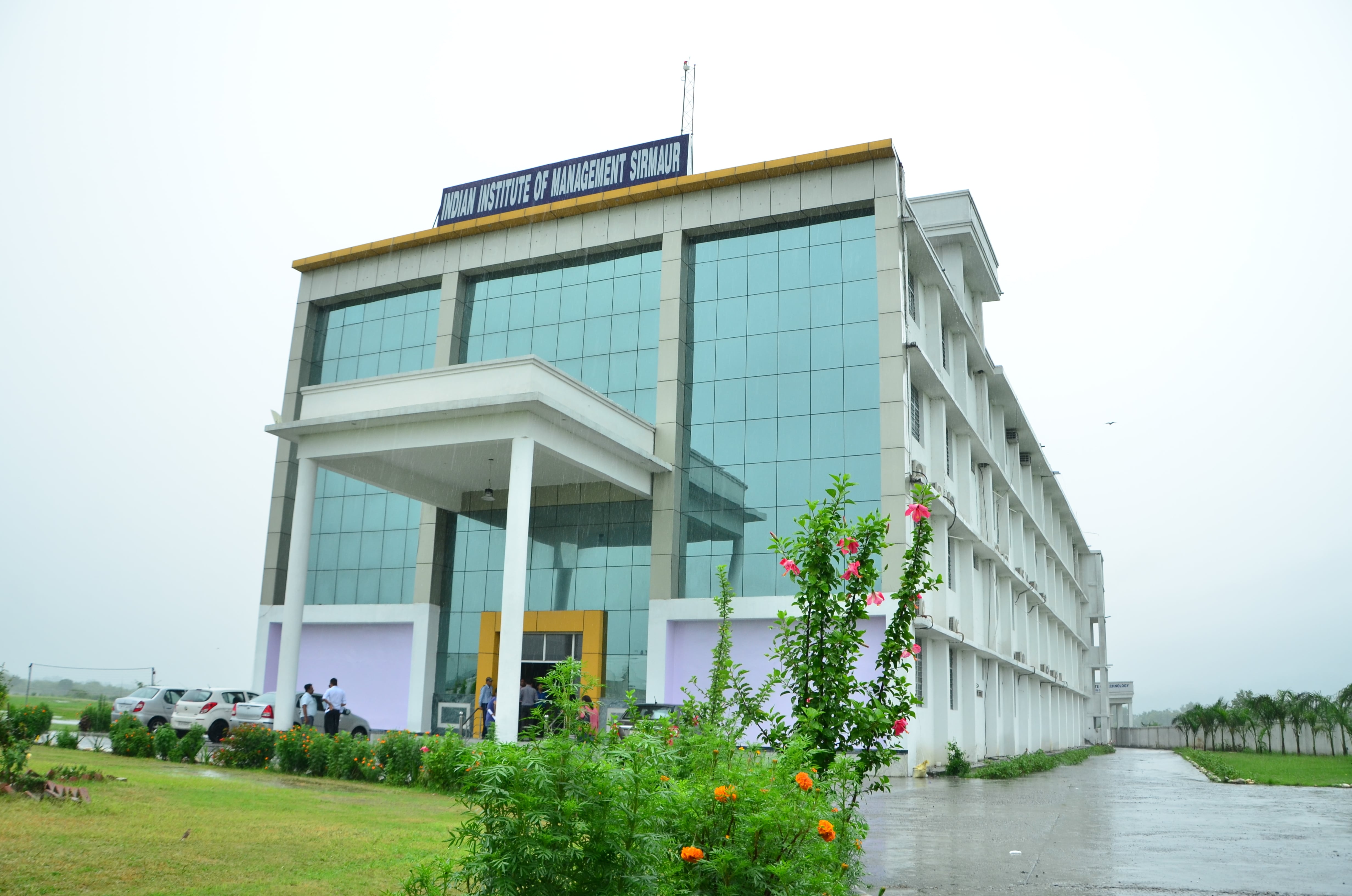 IIM Sirmaur Final Placements 2021 - Over Sixty Percent of Batch Picks Up Sales & Marketing Roles